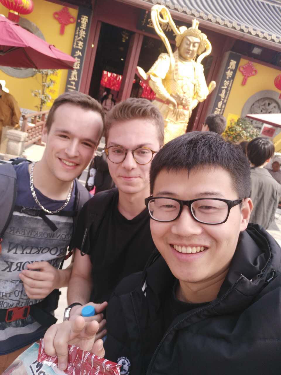 752186685537244280.jpg bck体育官网